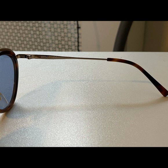 MCM sunglasses - Picture 7 of 11